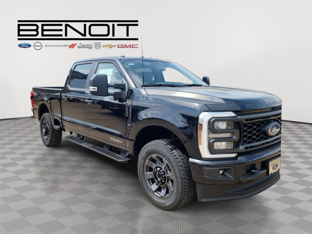 New 2025 Ford F-250  Truck Crew Cab