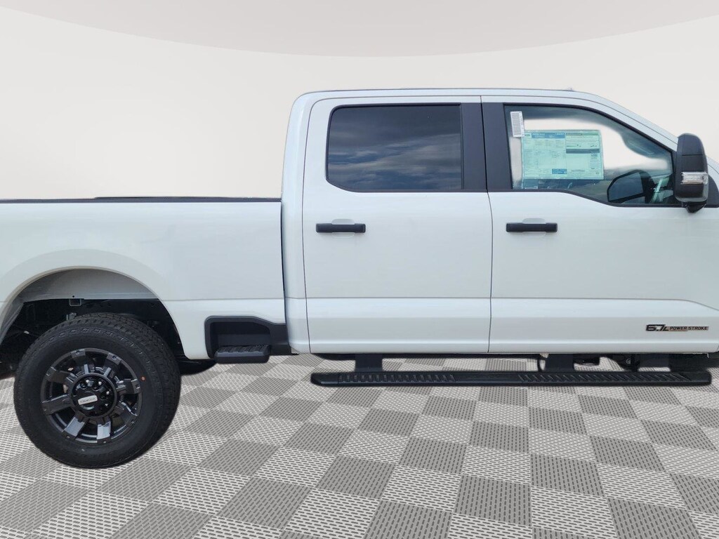 New 2025 Ford F-250  Truck Crew Cab
