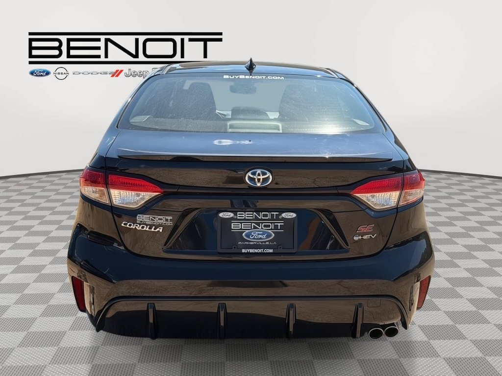 Used 2025 Toyota Corolla Hybrid SE Sedan