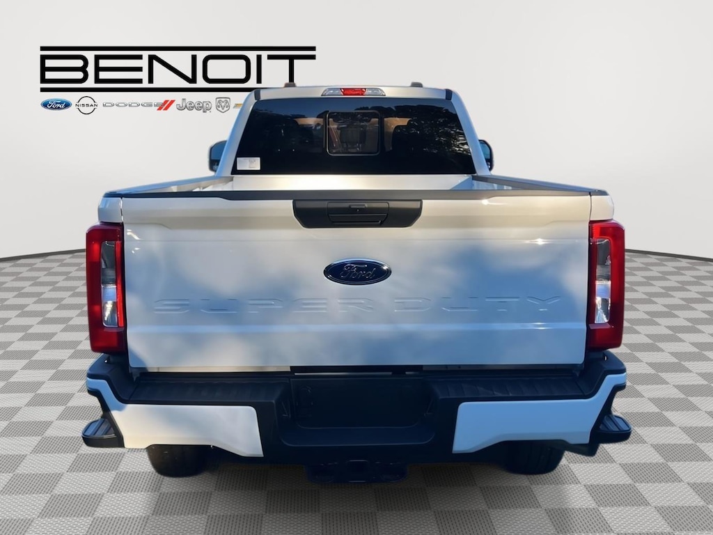 New 2026 Ford F-250 Truck Crew Cab