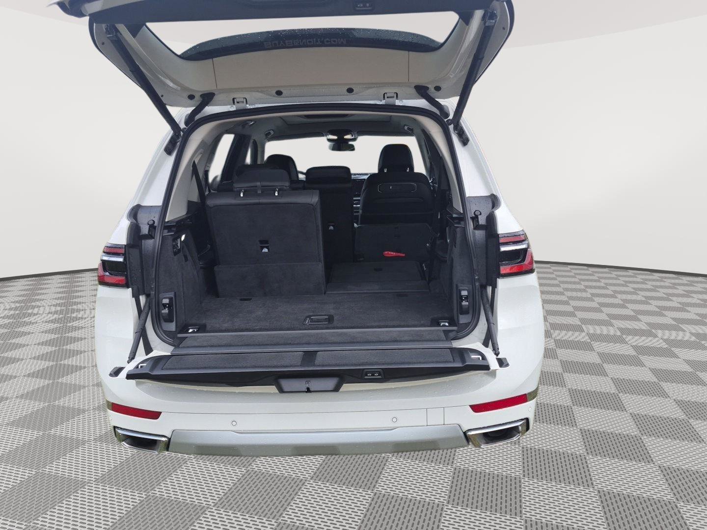 2024 BMW X7 40i - Photo 11
