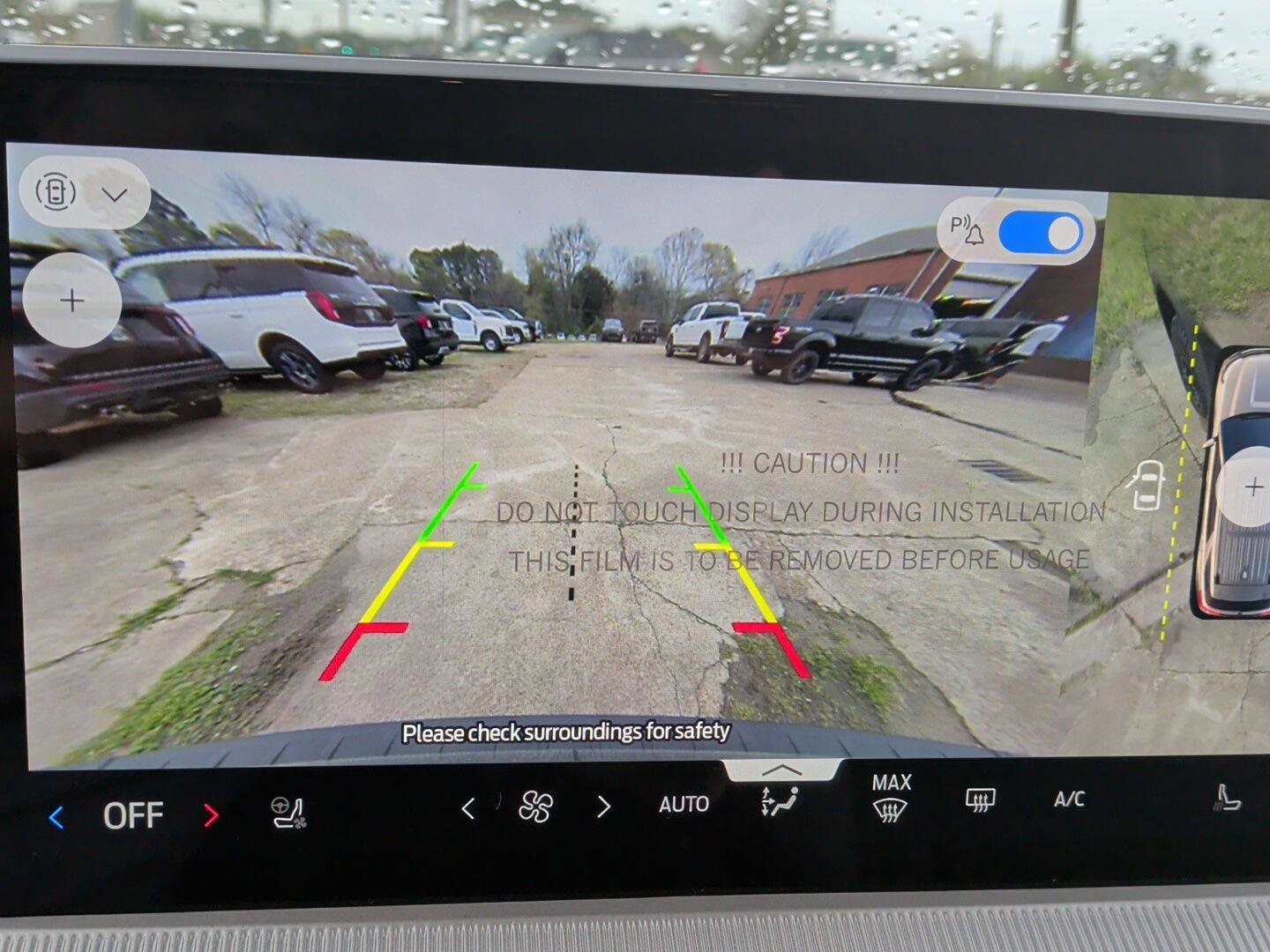 2026 Ford Explorer Tremor - Photo 24