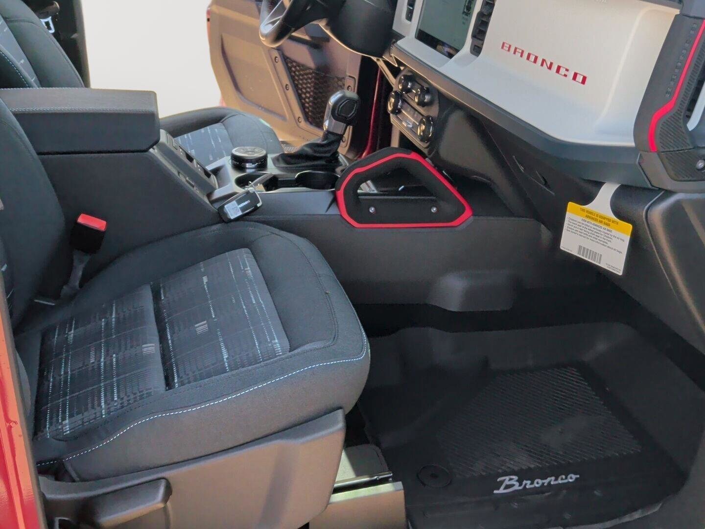 2025 Ford Bronco 4-Door Base - Photo 27