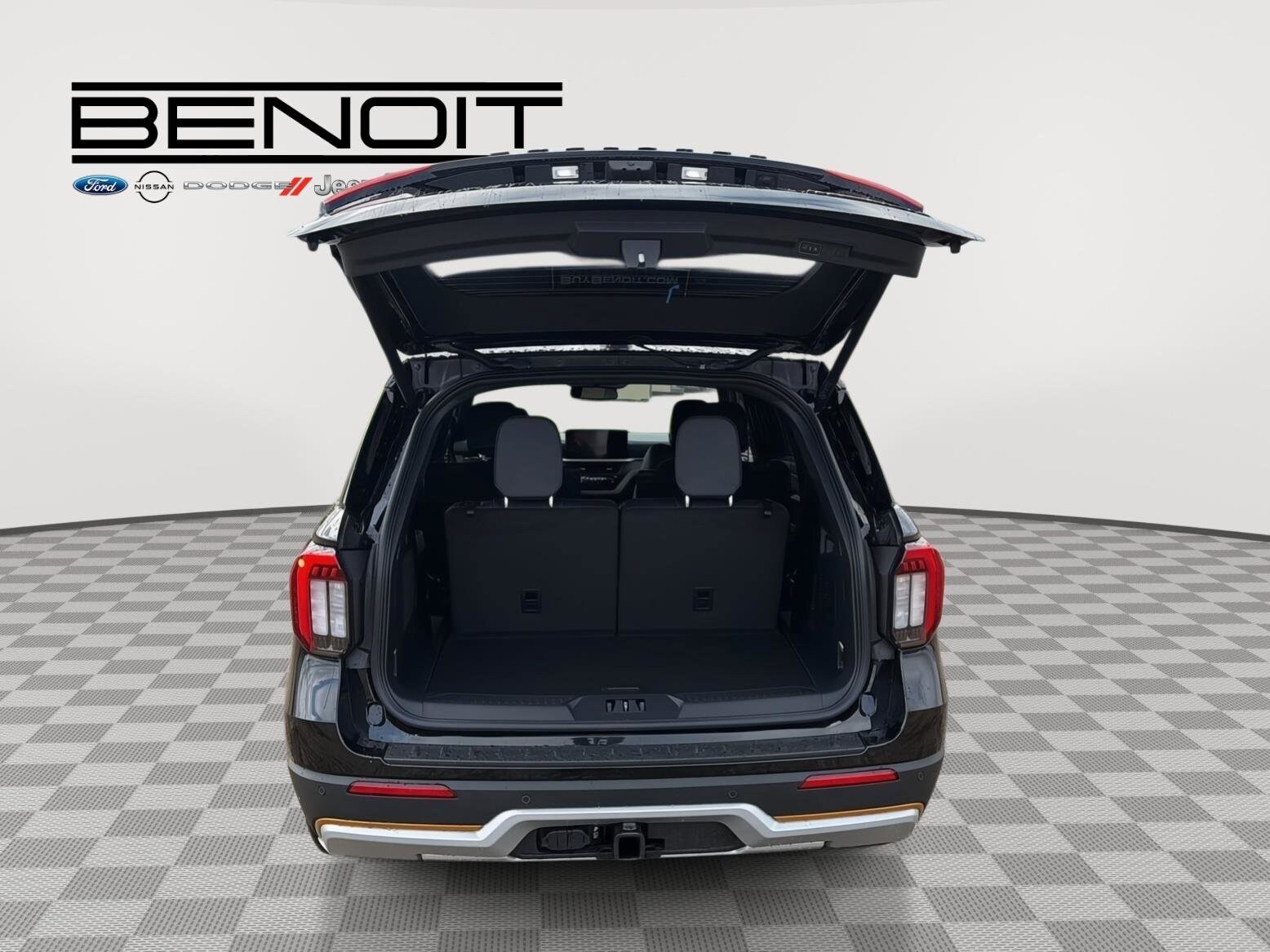 2026 Ford Explorer Tremor - Photo 9
