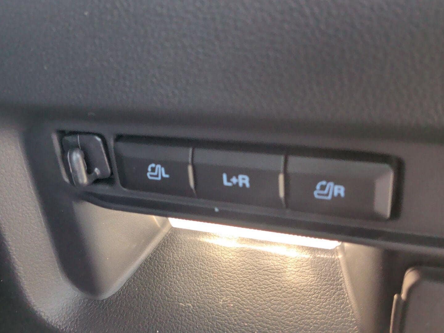 2026 Ford Explorer Tremor - Photo 11