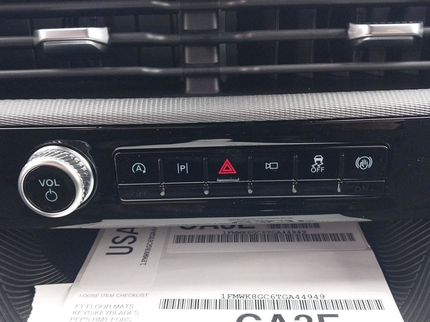 2026 Ford Explorer ST - Photo 16