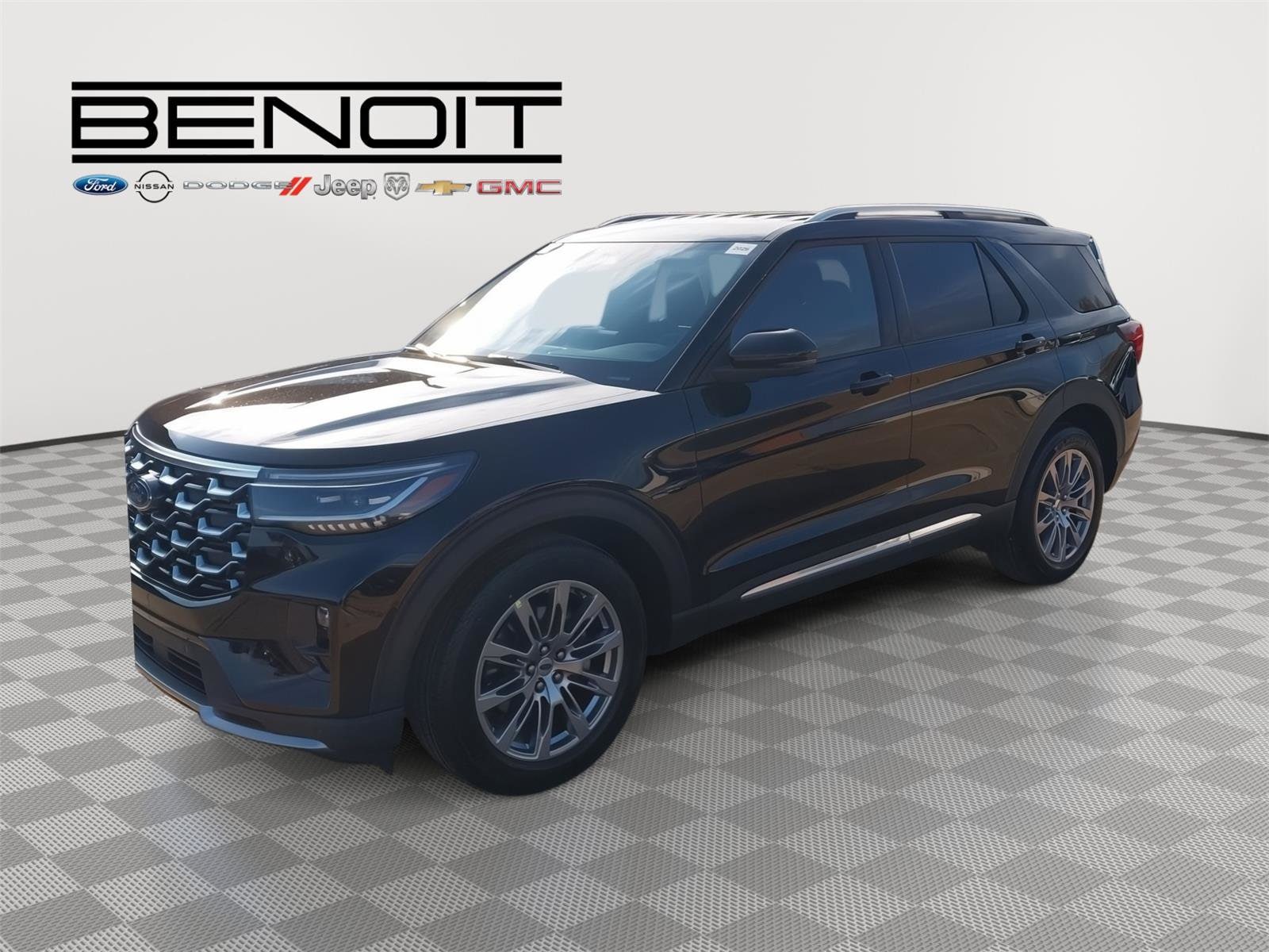 2026 Ford Explorer Platinum's photo