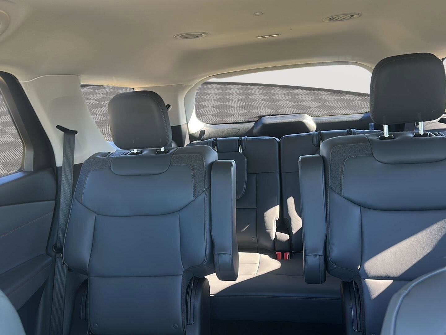 2026 Ford Explorer Active - Photo 23