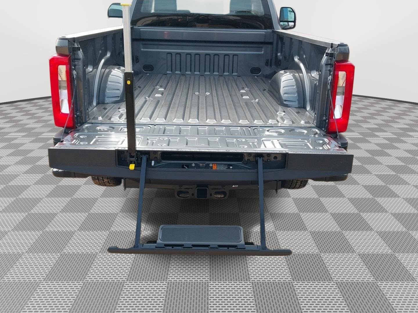 2026 Ford F-350 Super Duty XL - Photo 25