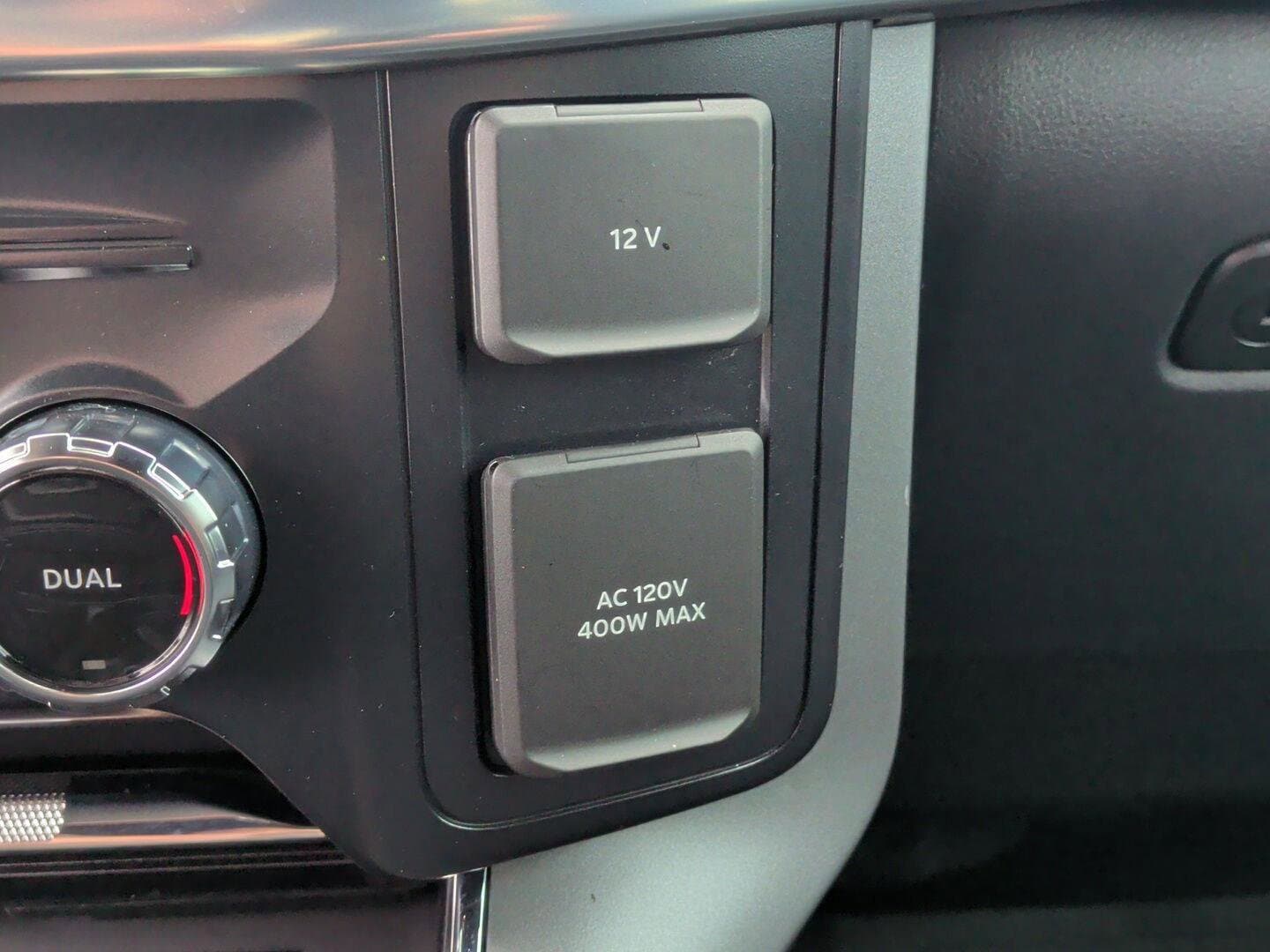 2025 Ford F-150 Lariat - Photo 24