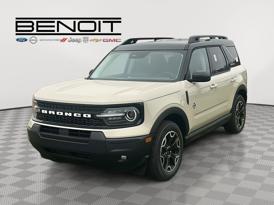 2025 Ford Bronco Sport Outer Banks's photo