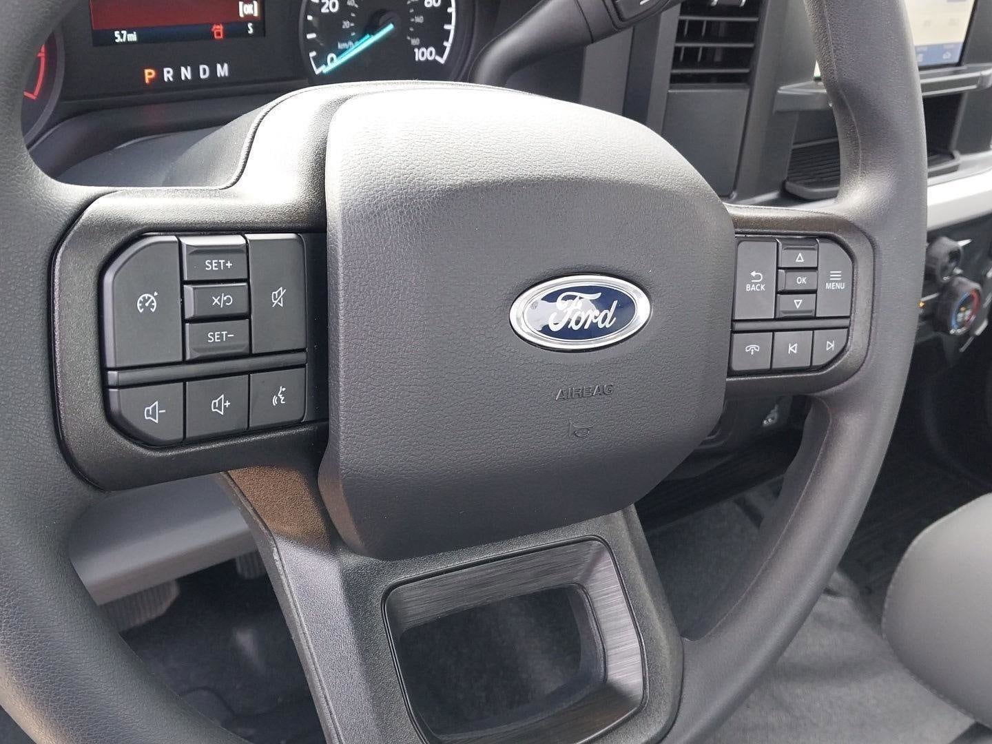 2026 Ford F-350 Super Duty XL - Photo 18