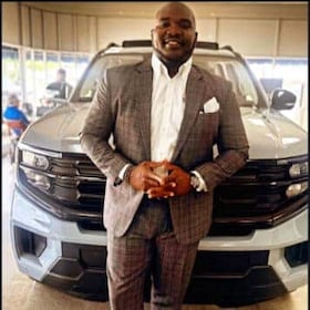 Staff member DeAndre Braxton Sr. from ID_fea5fc