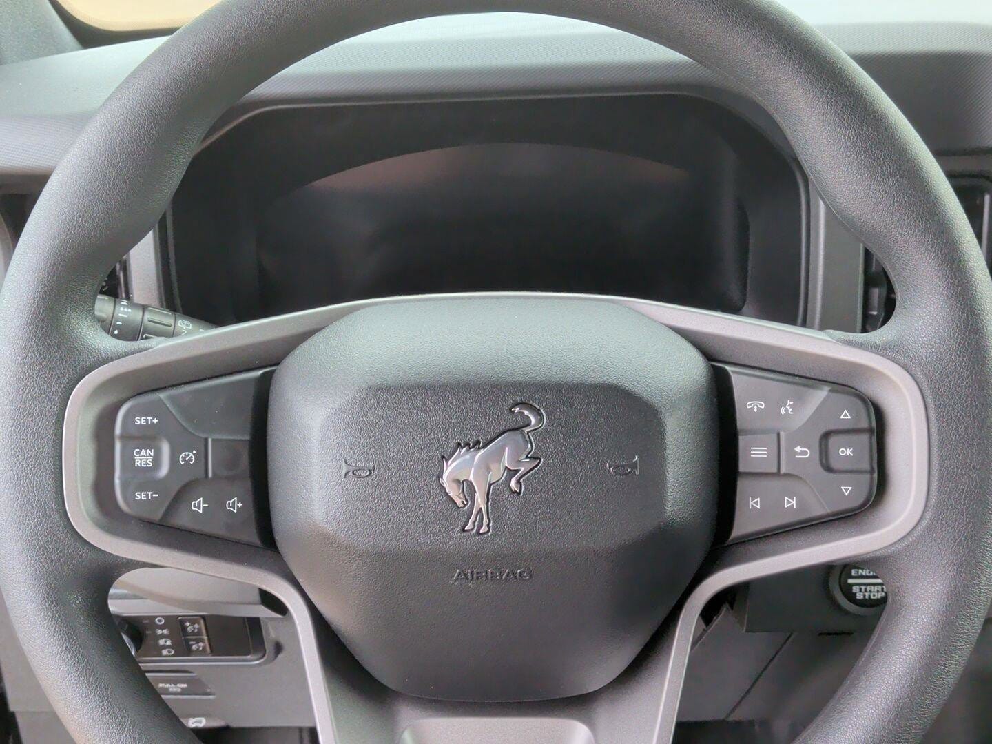 2025 Ford Bronco 4-Door Base - Photo 12