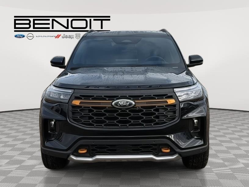 2026 Ford Explorer Tremor - Photo 2
