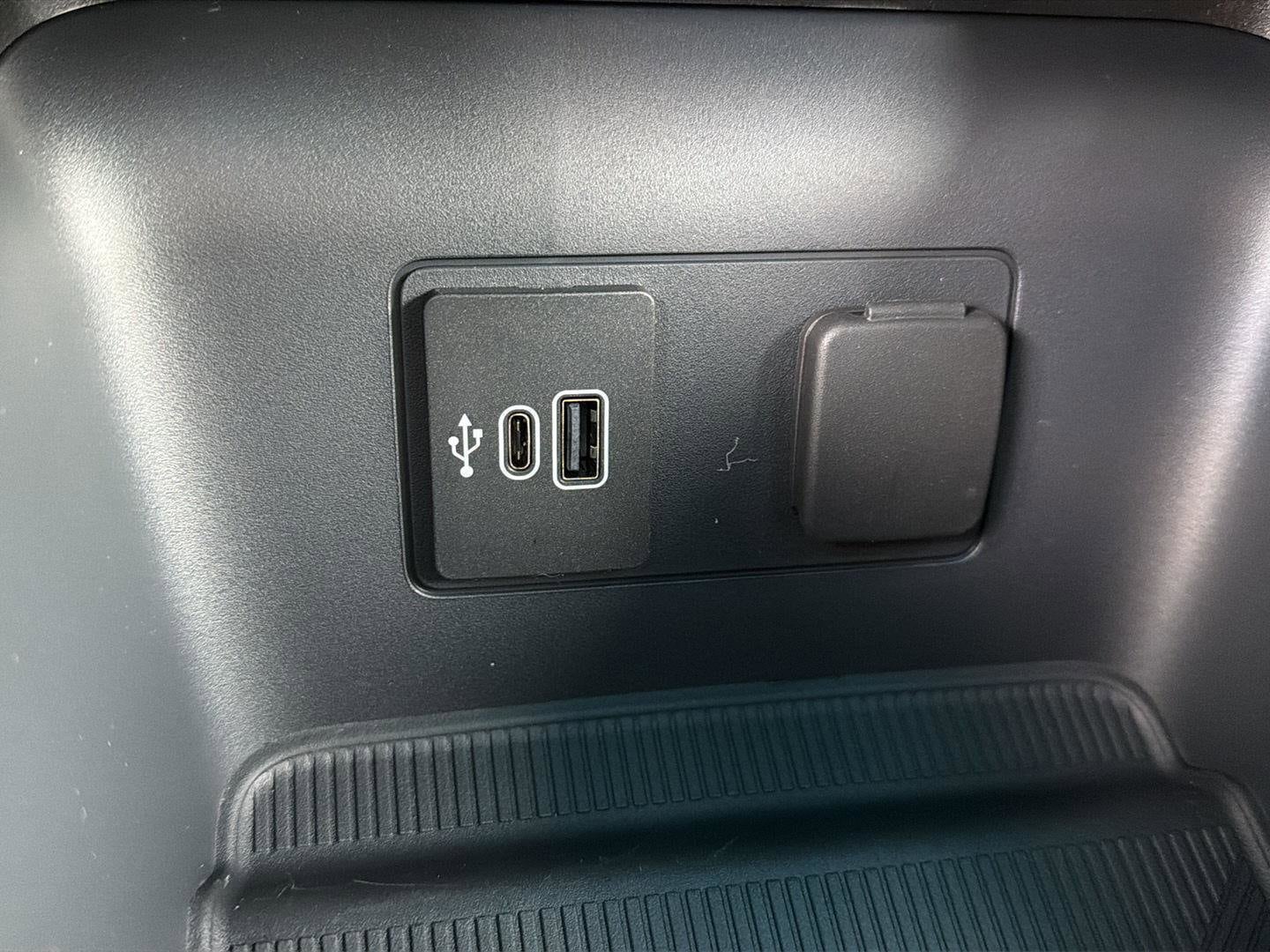 2026 Ford Explorer Tremor - Photo 20