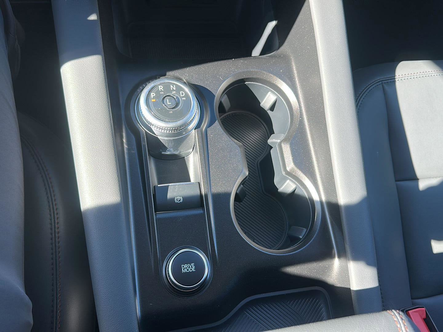 2026 Ford Explorer Active - Photo 17