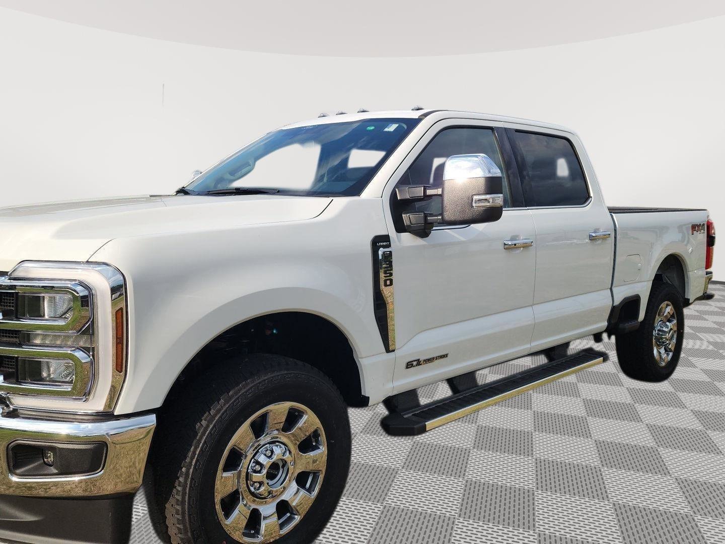 2025 Ford F-350 Super Duty King Ranch's photo