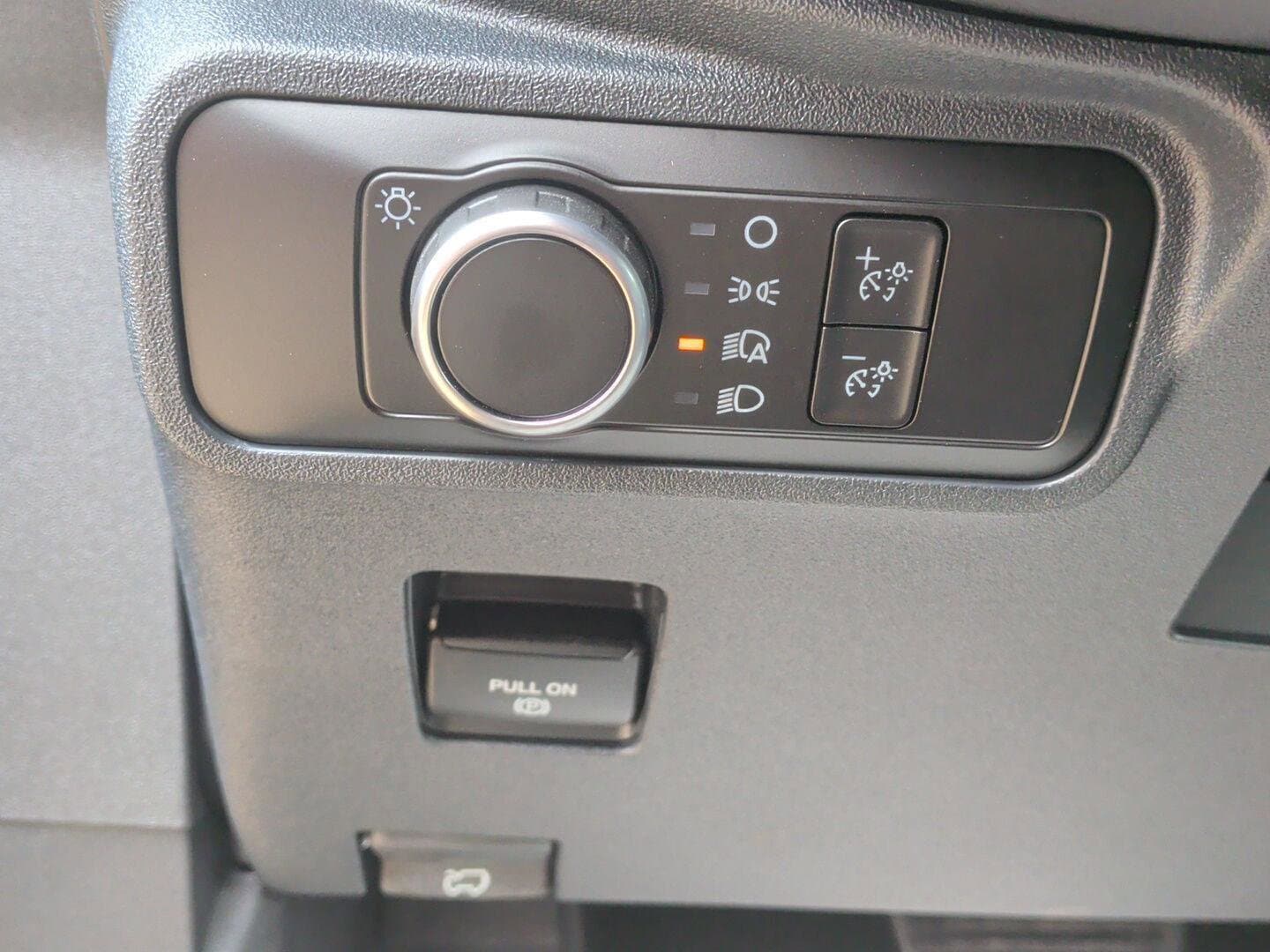 2025 Ford Bronco 4-Door Base - Photo 11