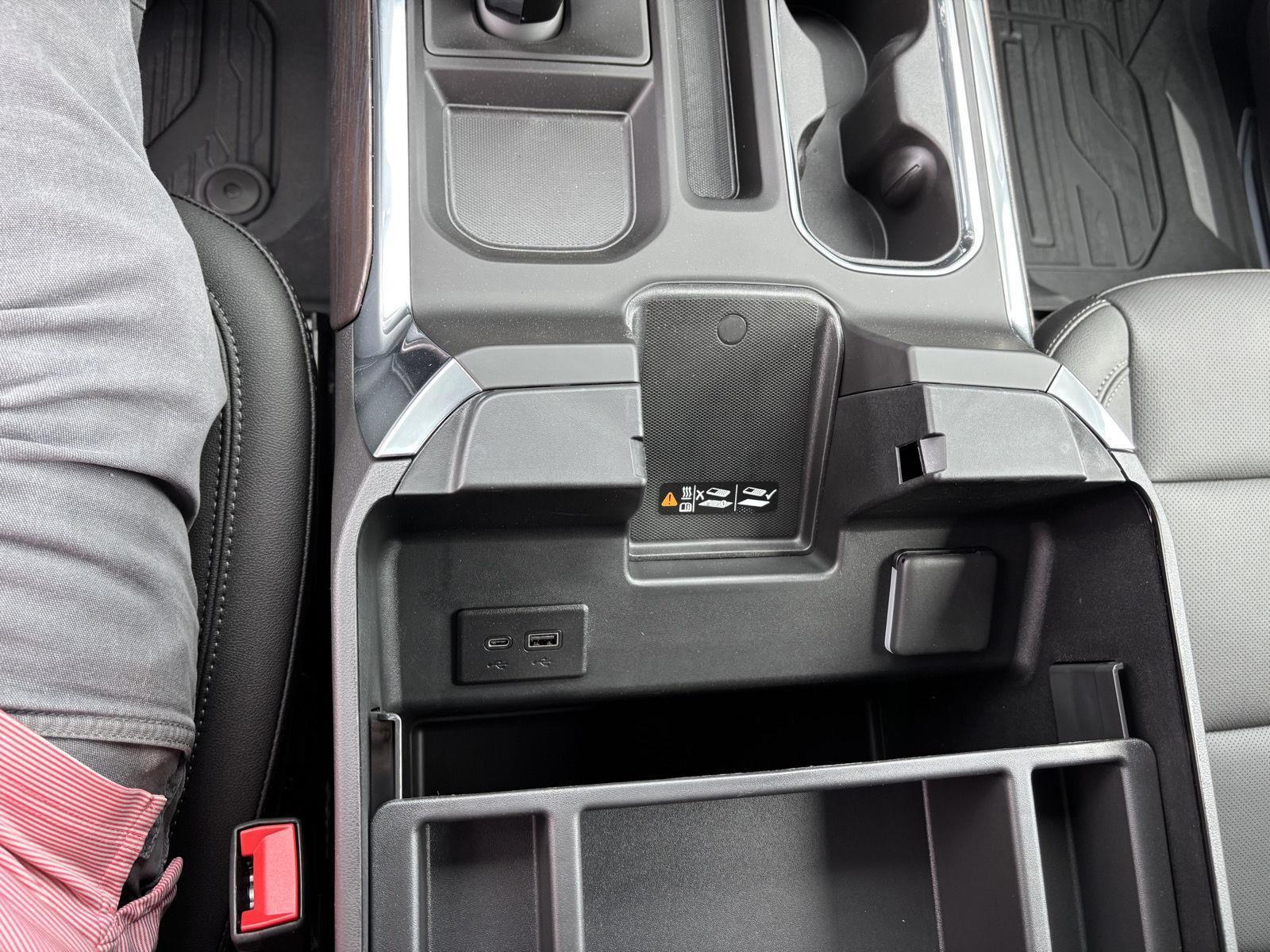 2026 GMC Sierra 1500 SLT - Photo 17