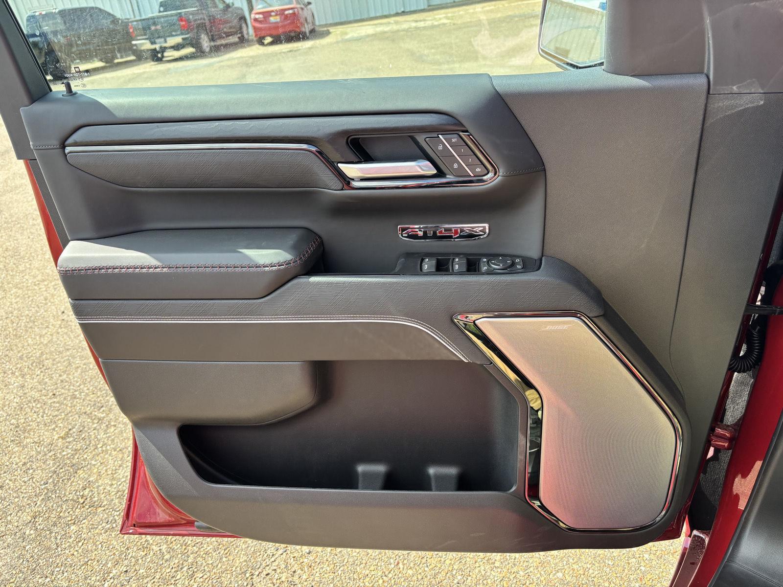 2026 GMC Sierra 1500 AT4X - Photo 19