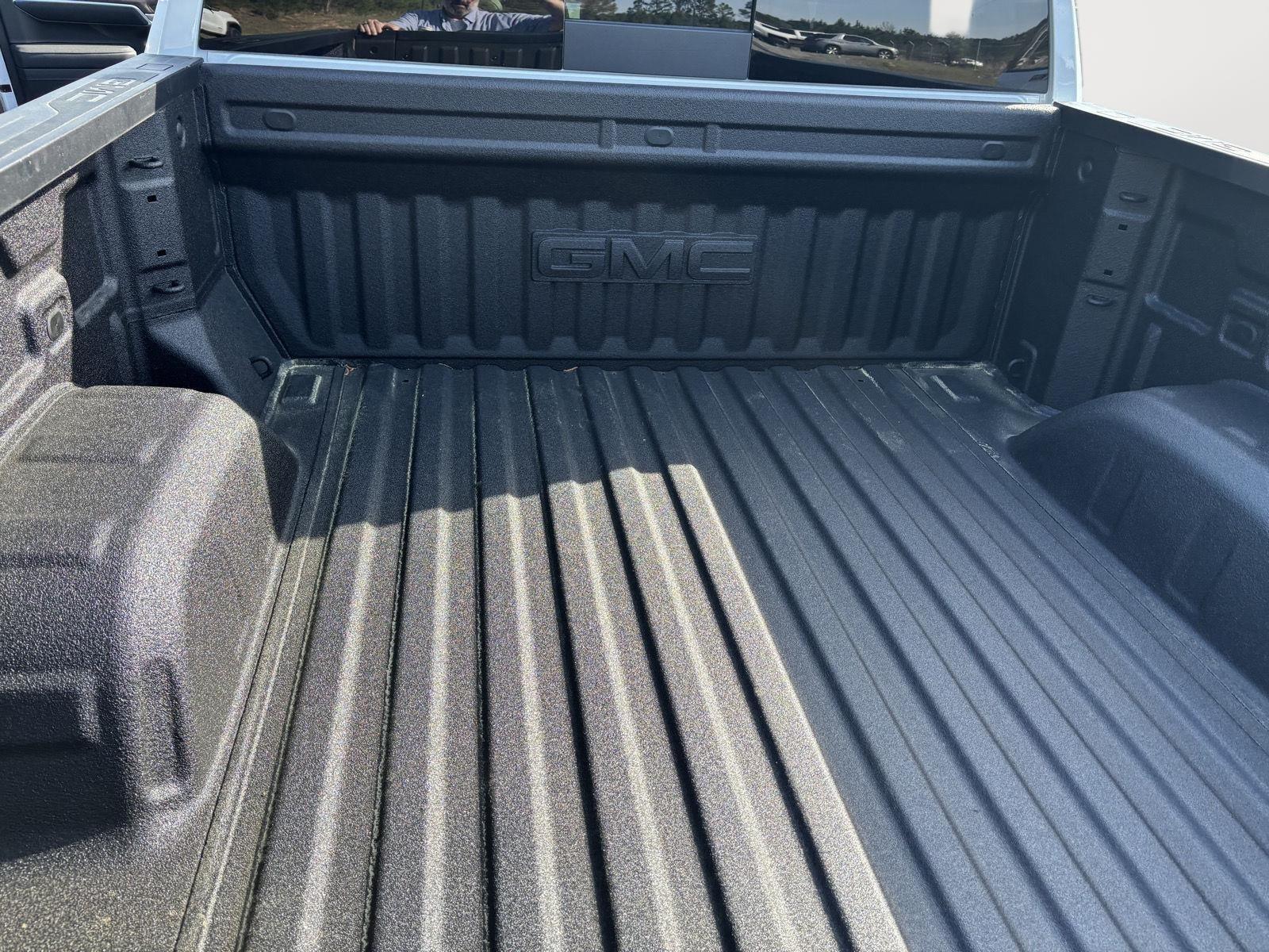 2026 GMC Sierra 1500 SLT - Photo 23