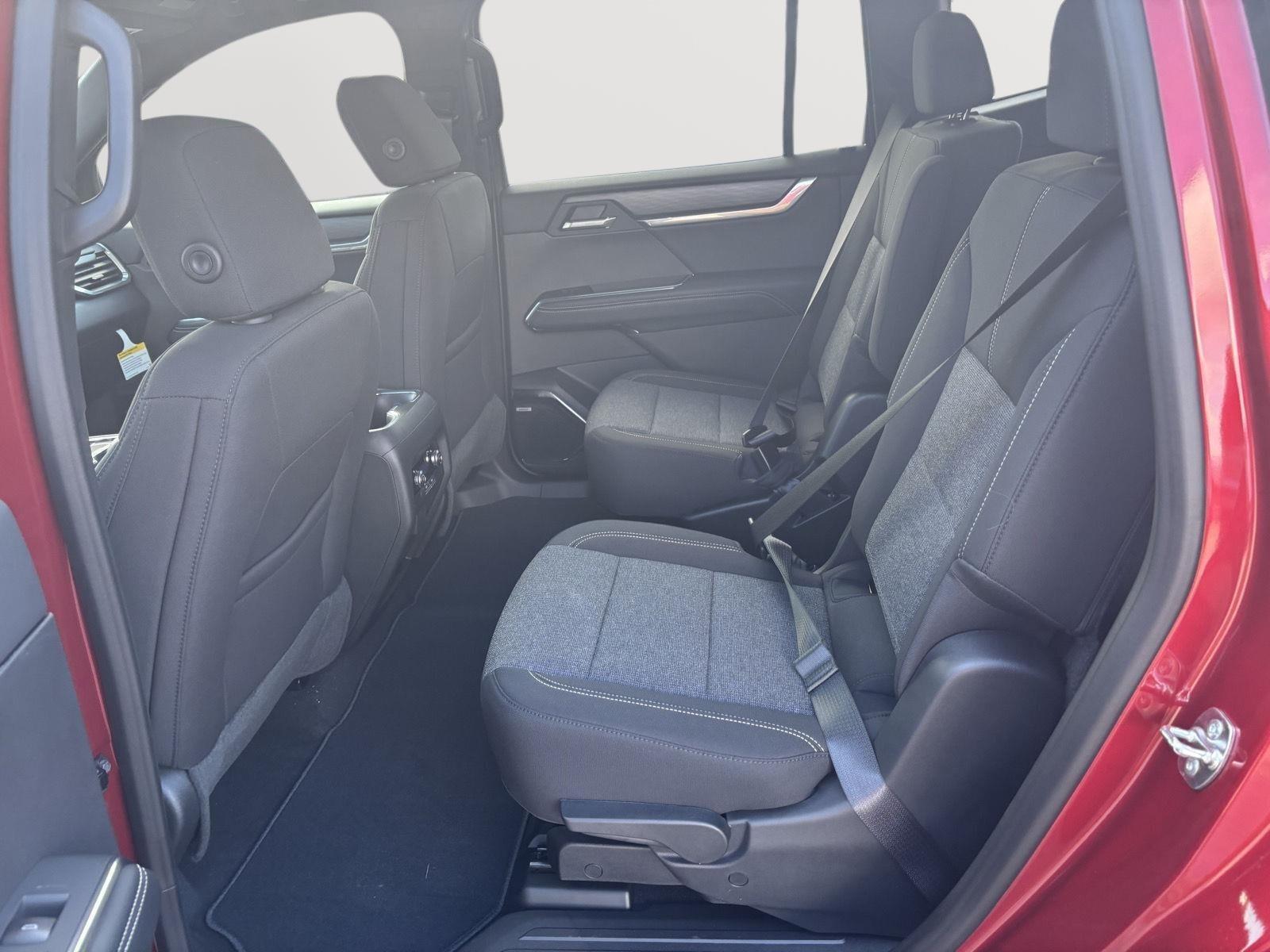 2026 GMC Acadia Elevation - Photo 12
