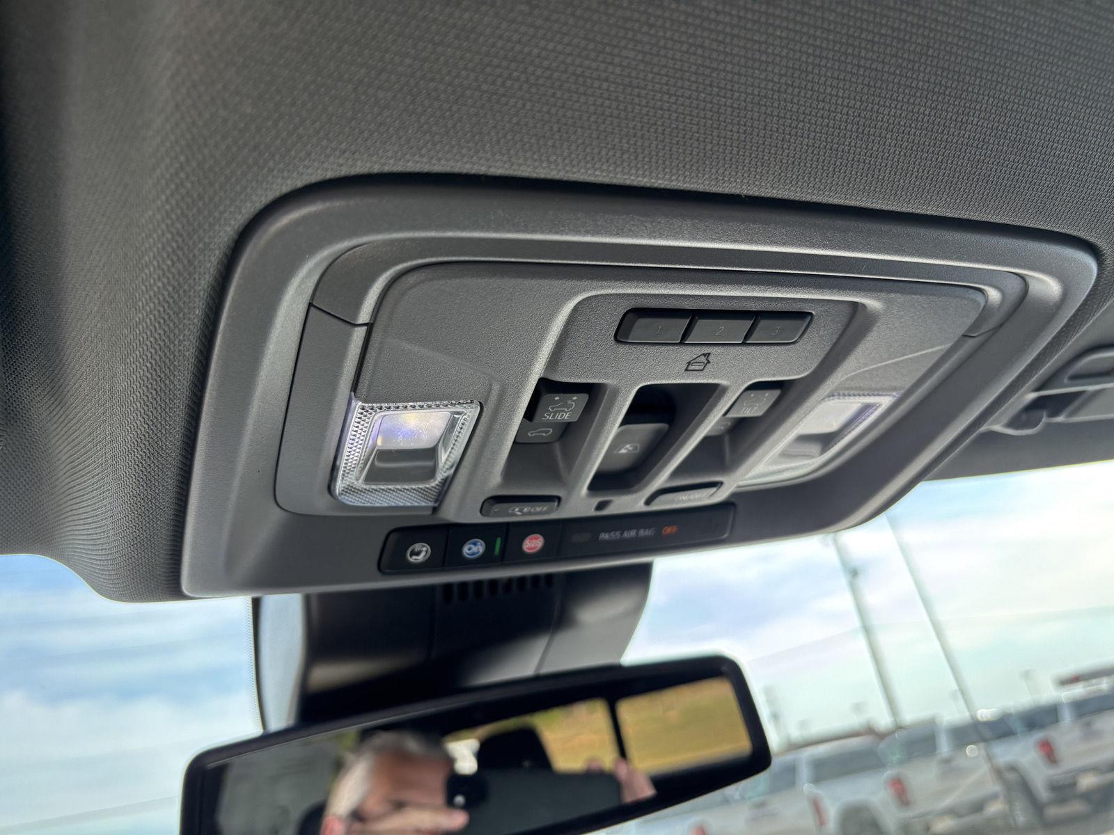 2026 GMC Sierra 1500 SLT - Photo 16