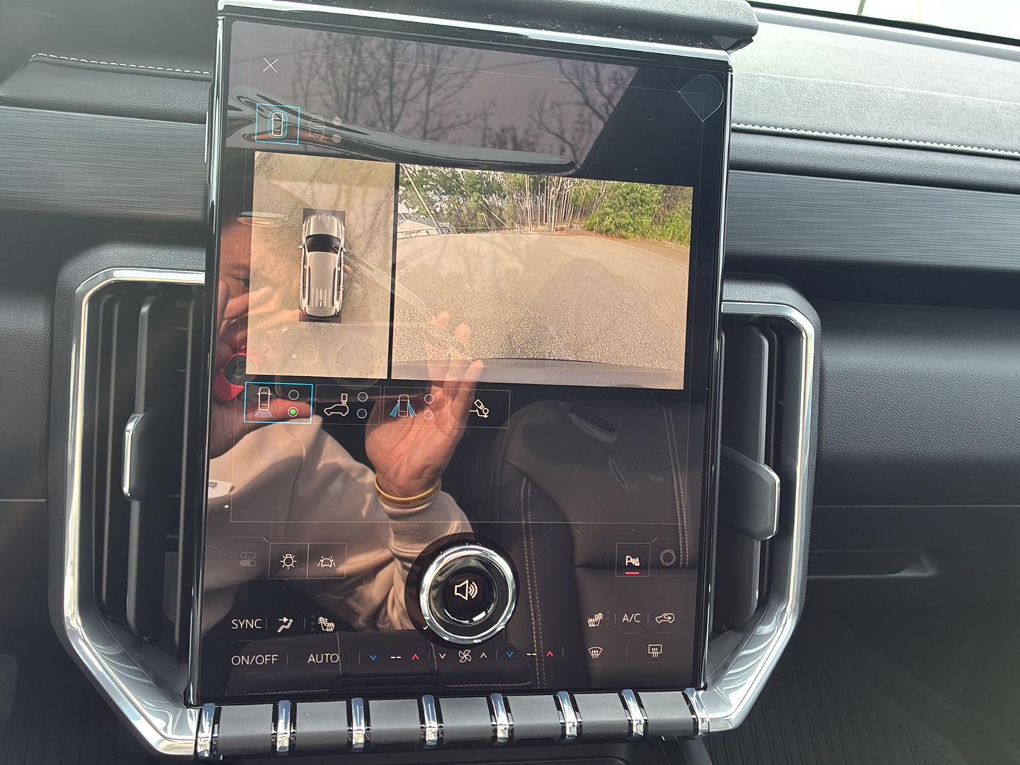 2026 GMC Acadia Elevation - Photo 23