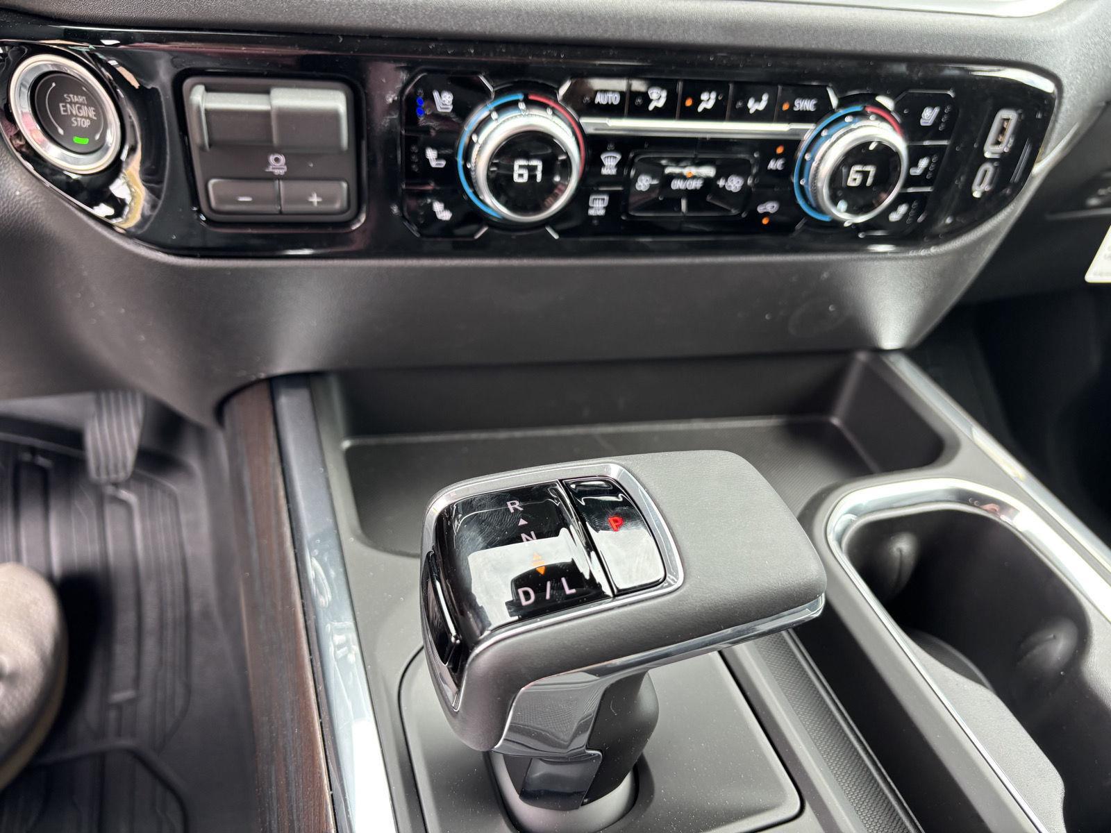 2026 GMC Sierra 1500 SLT - Photo 16