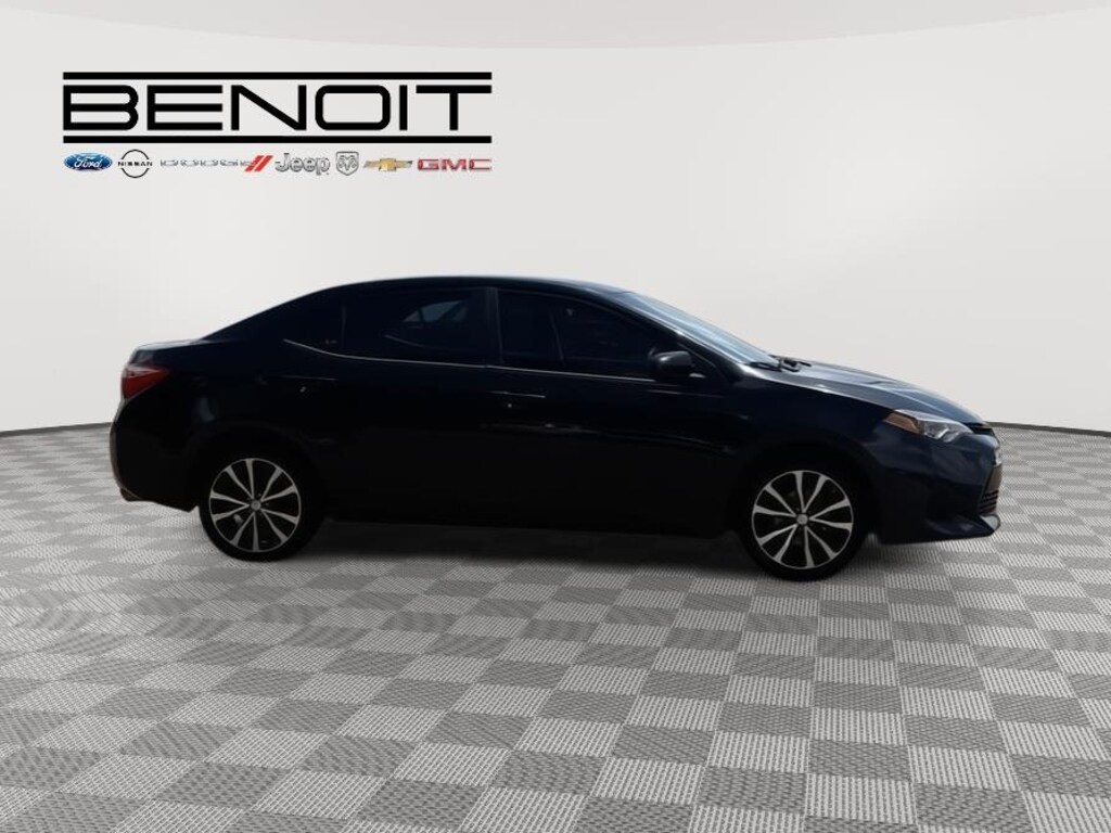 Used 2018 Toyota Corolla LE Sedan