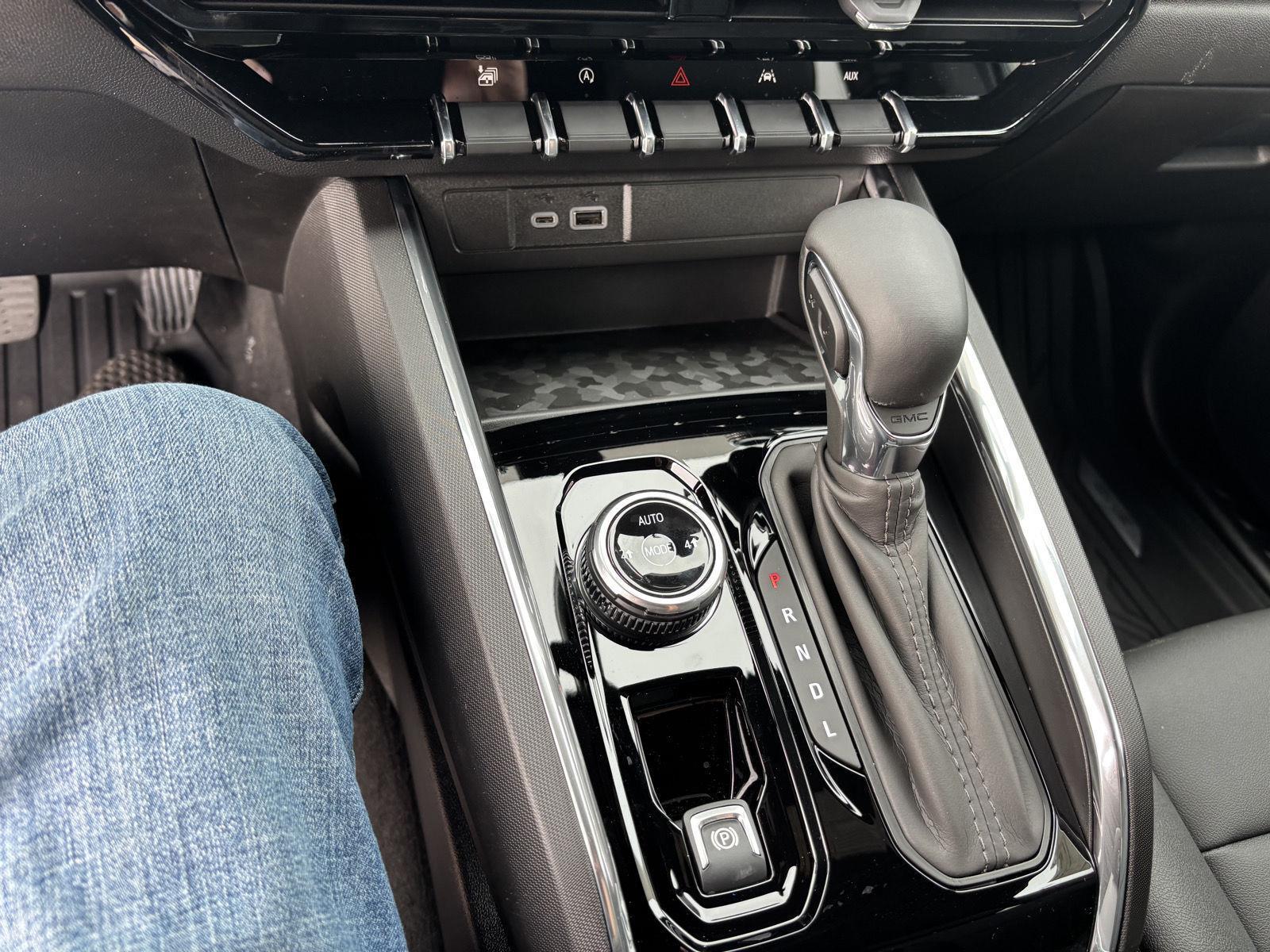 2026 GMC Canyon Elevation - Photo 16