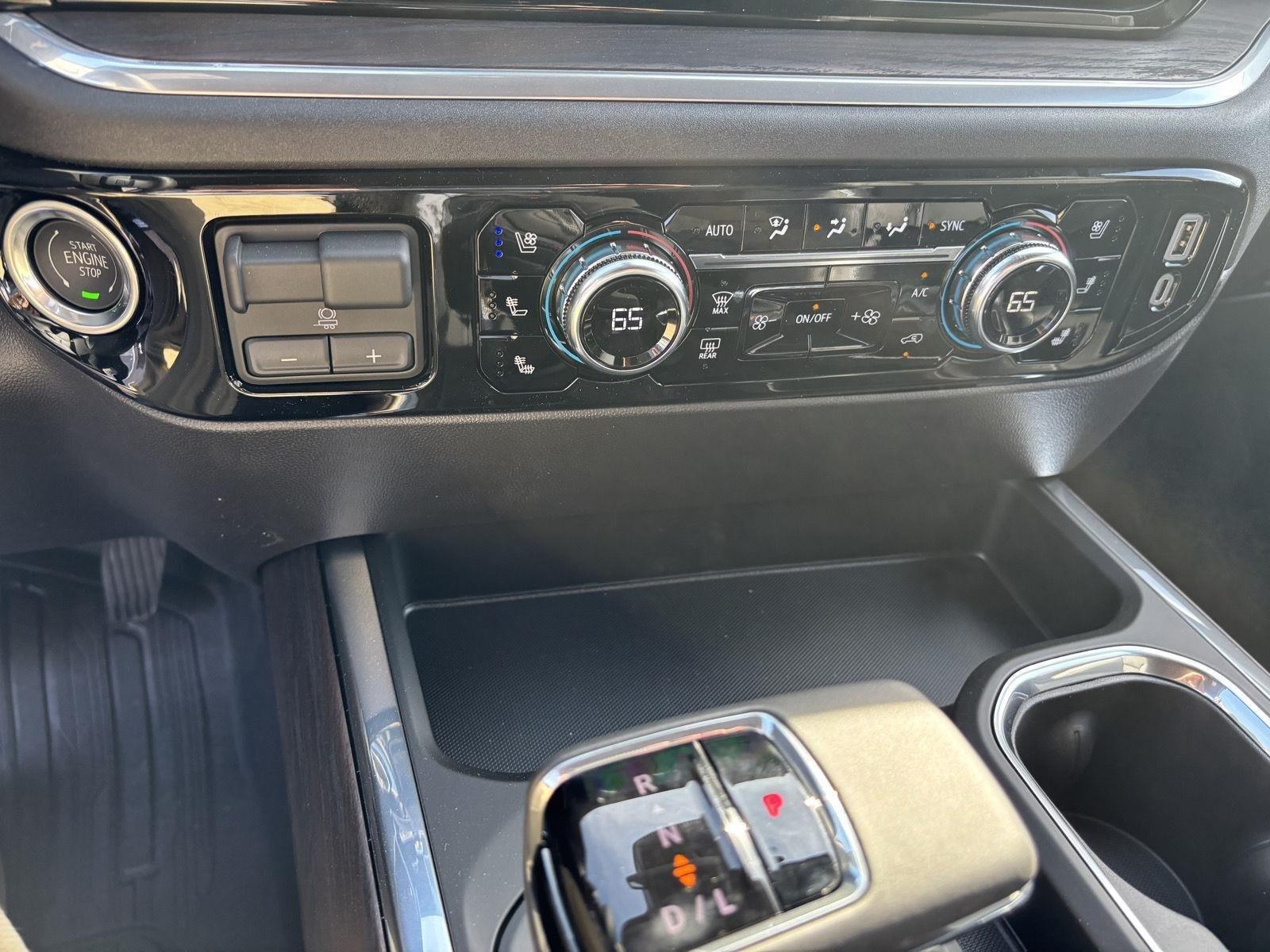 2026 GMC Sierra 1500 SLT - Photo 13
