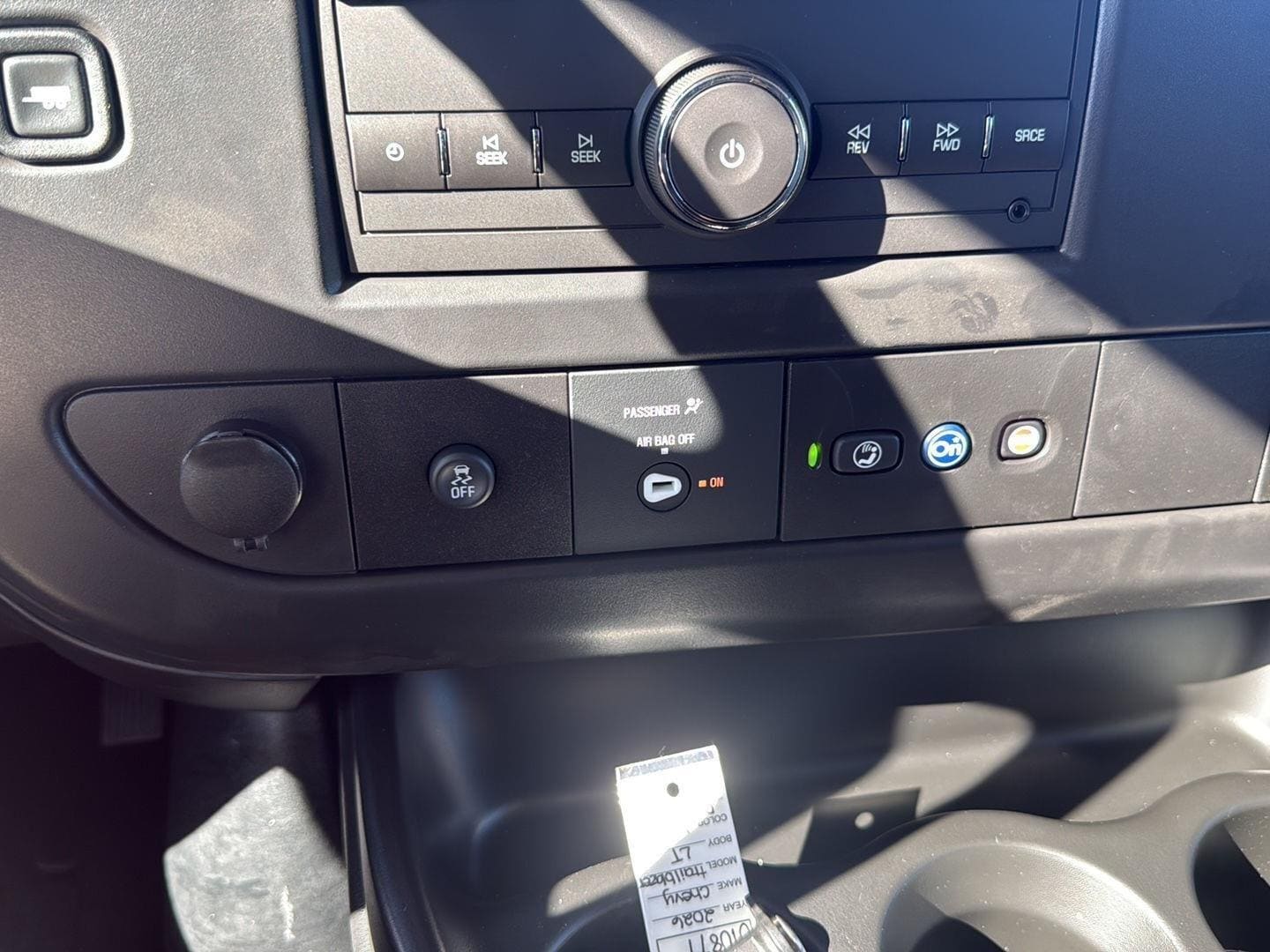 2025 GMC Savana Cargo Work Van - Photo 20