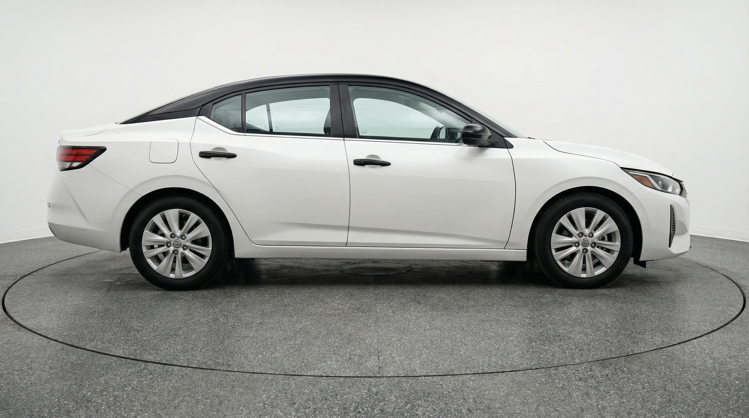 Thumbnail: 2025 Nissan Sentra - 8