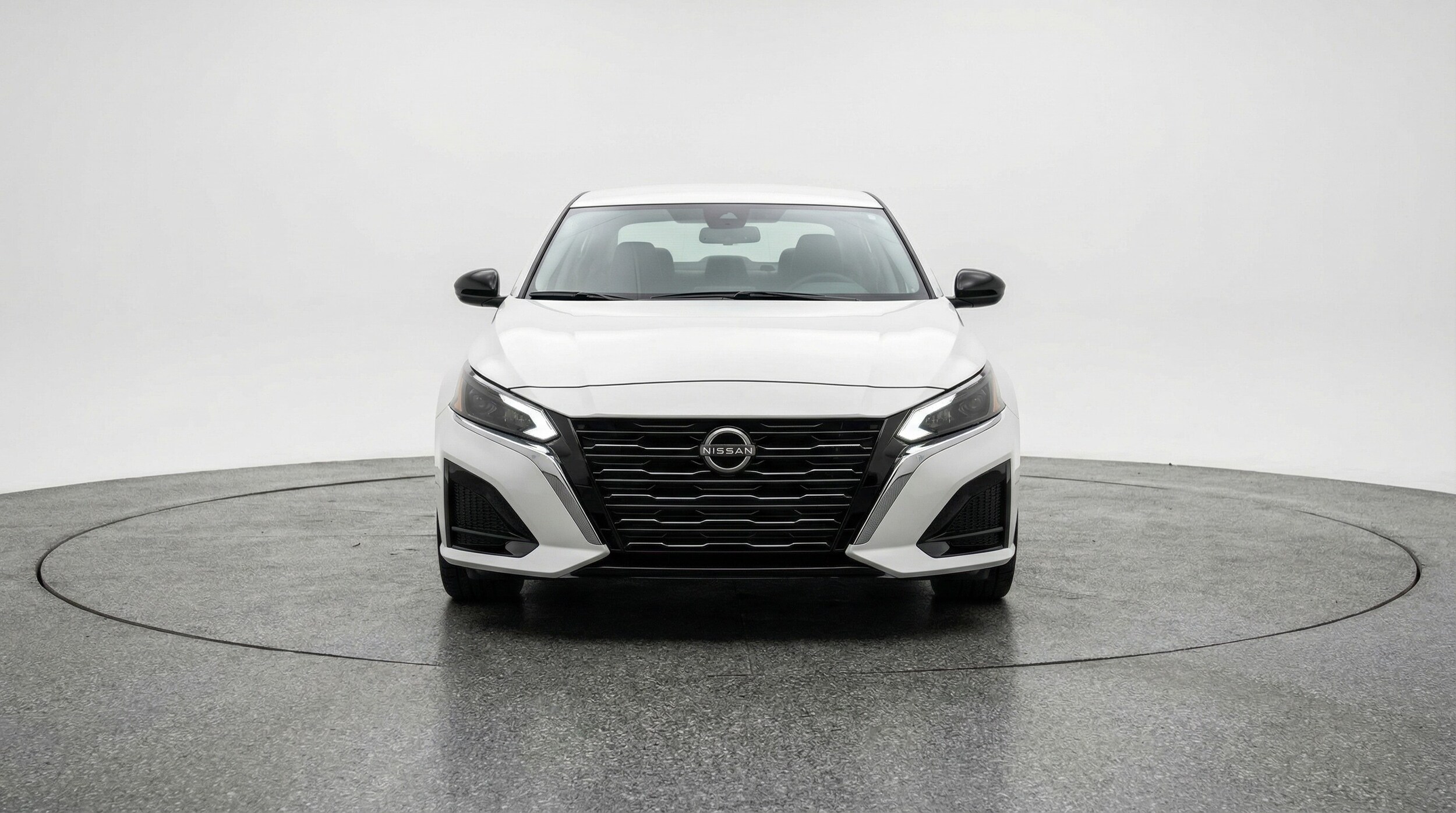 Thumbnail: 2025 Nissan Altima - 2