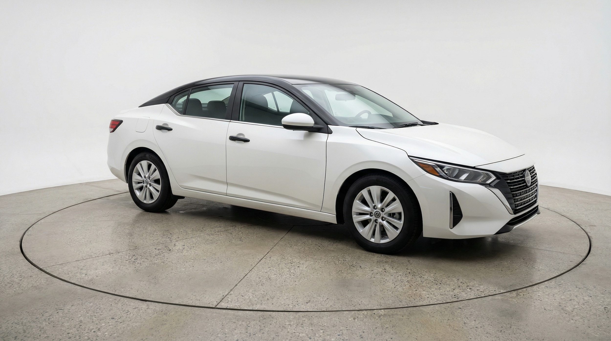 Thumbnail: 2025 Nissan Sentra - 1