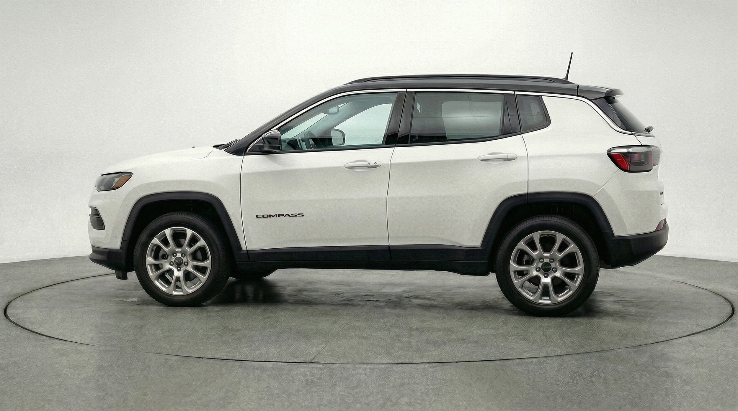 Thumbnail: 2025 Jeep Compass - 4