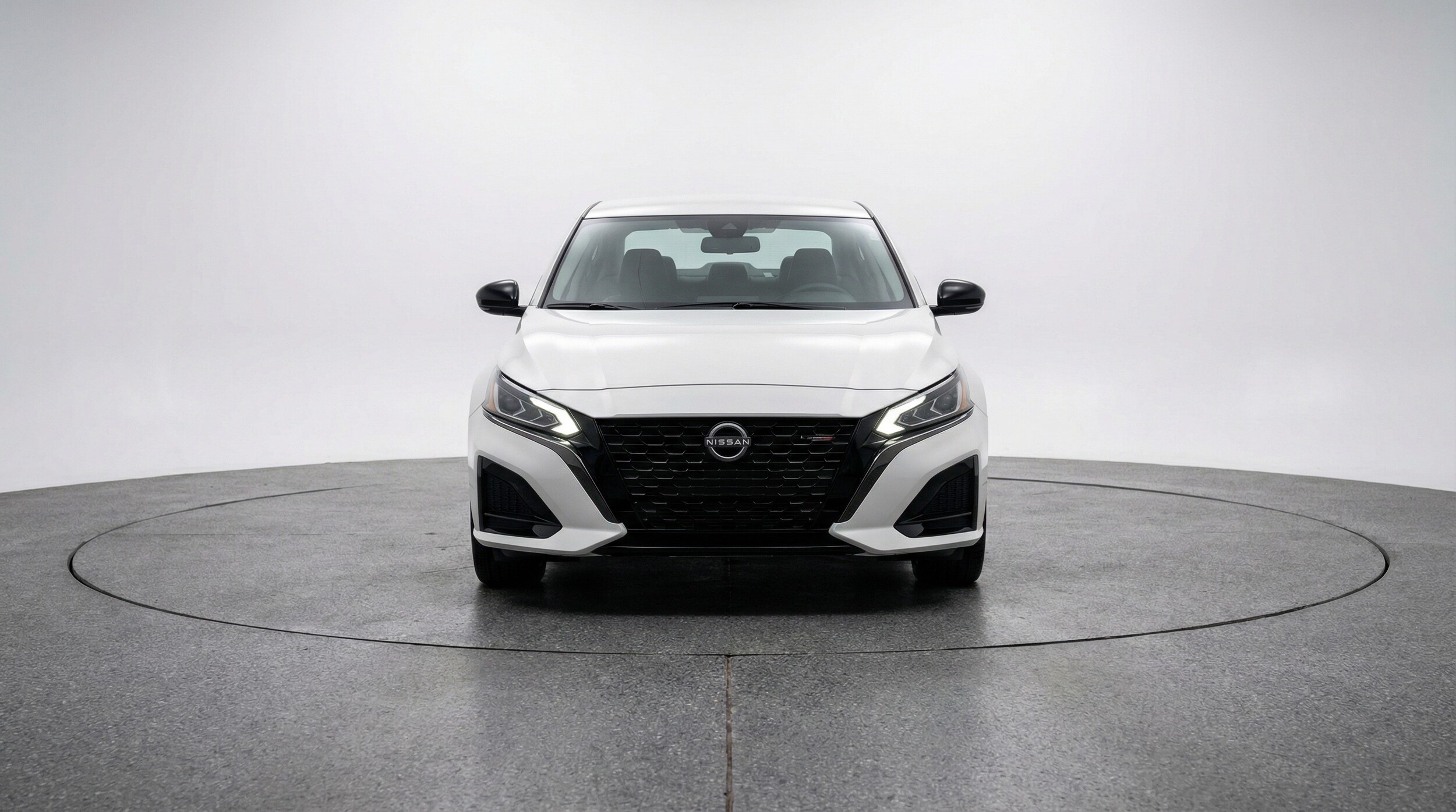 Thumbnail: 2025 Nissan Altima - 2