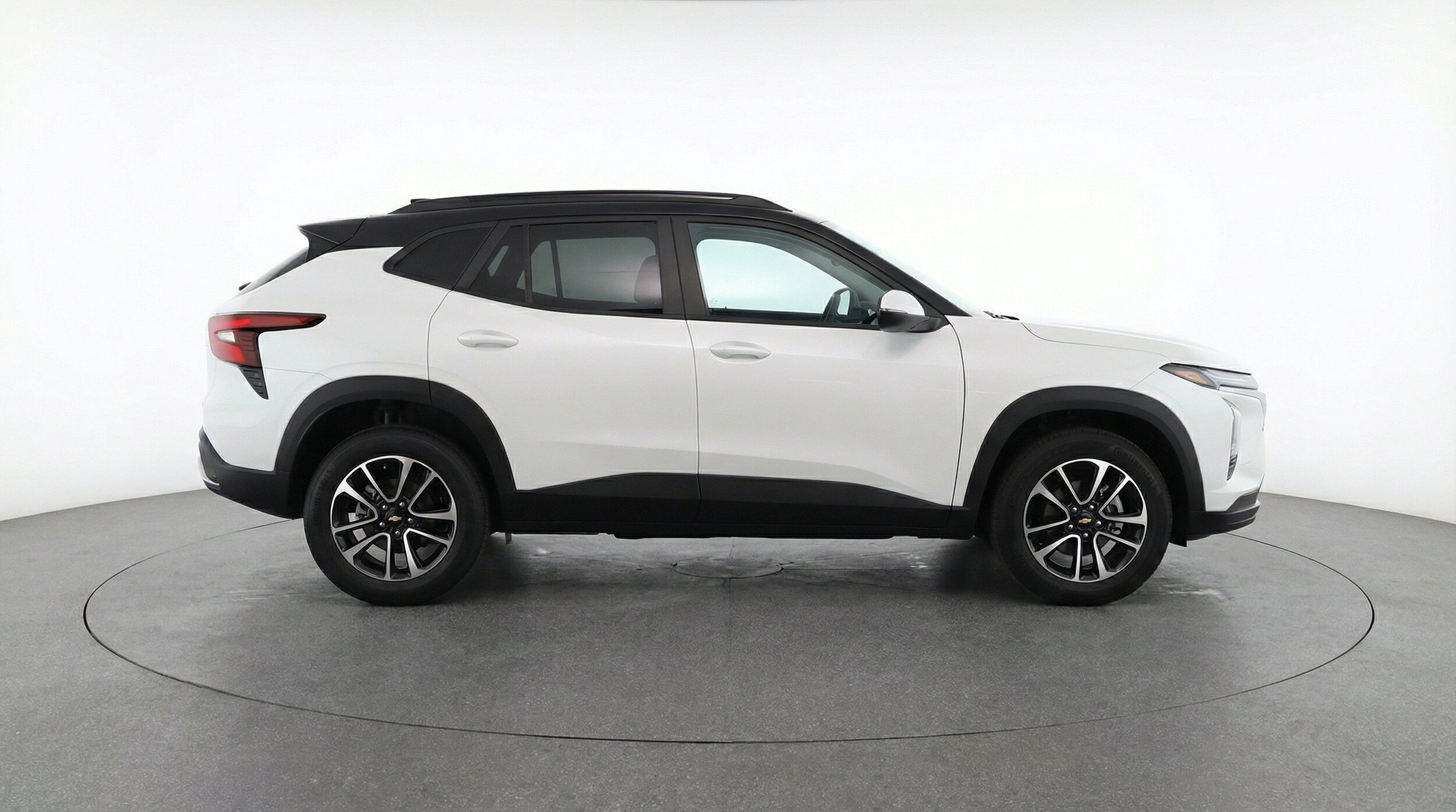 Thumbnail: 2025 Chevrolet TrailBlazer - 11