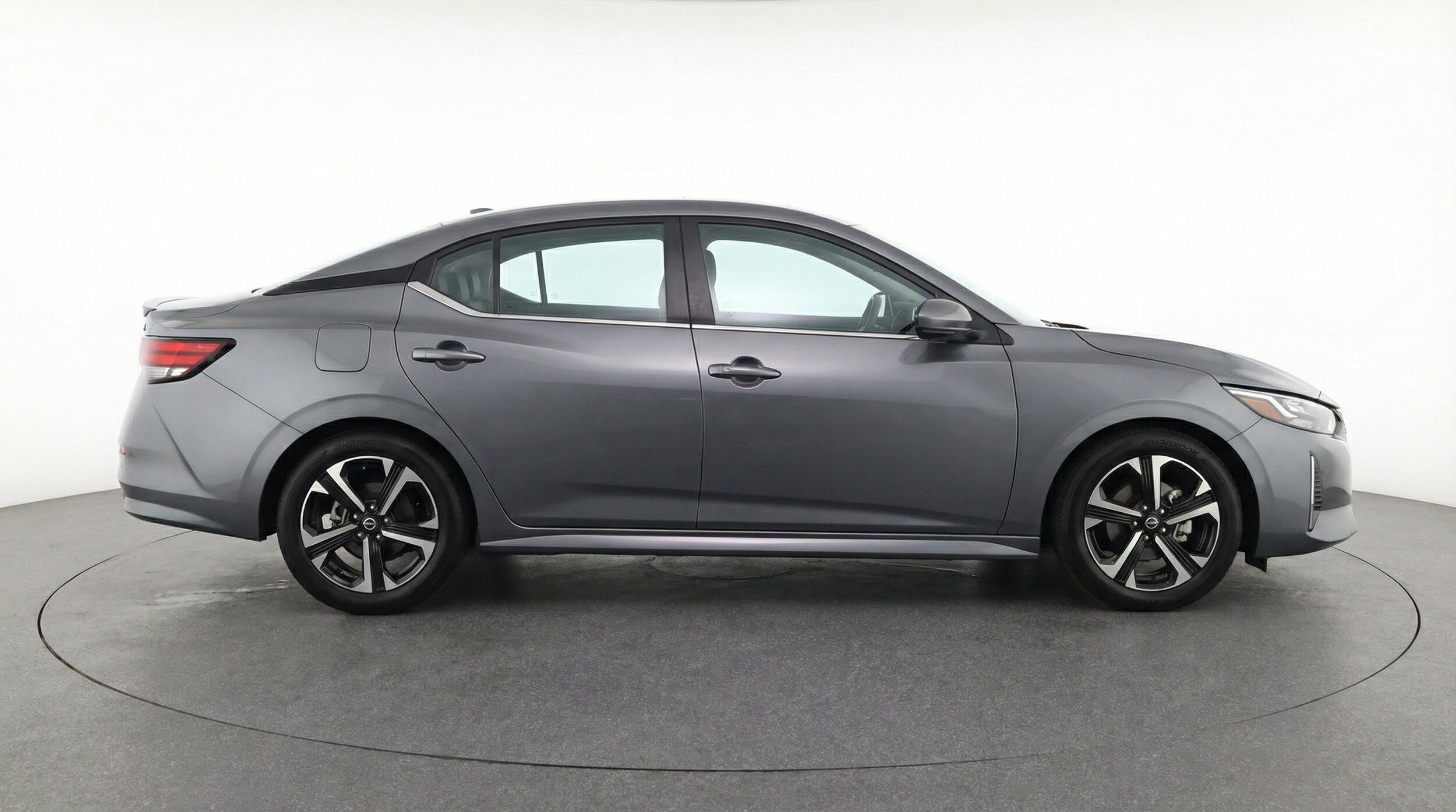 Thumbnail: 2025 Nissan Sentra - 11