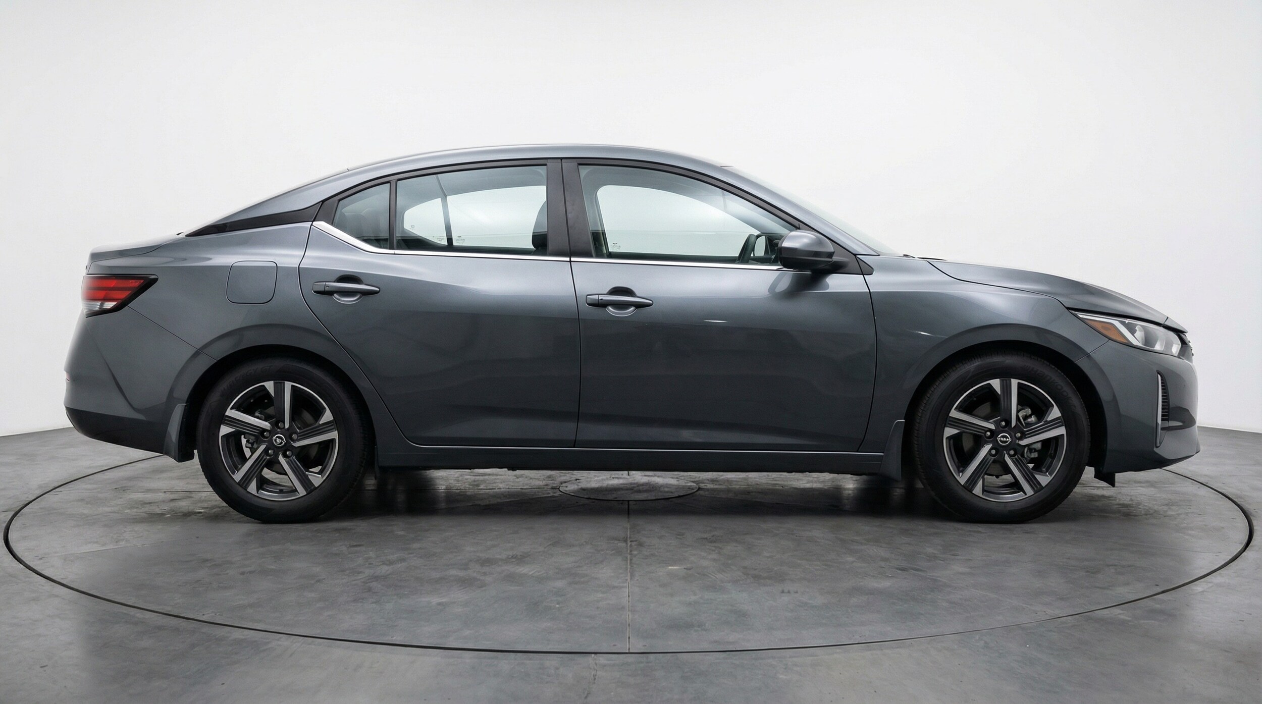 Thumbnail: 2025 Nissan Sentra - 8