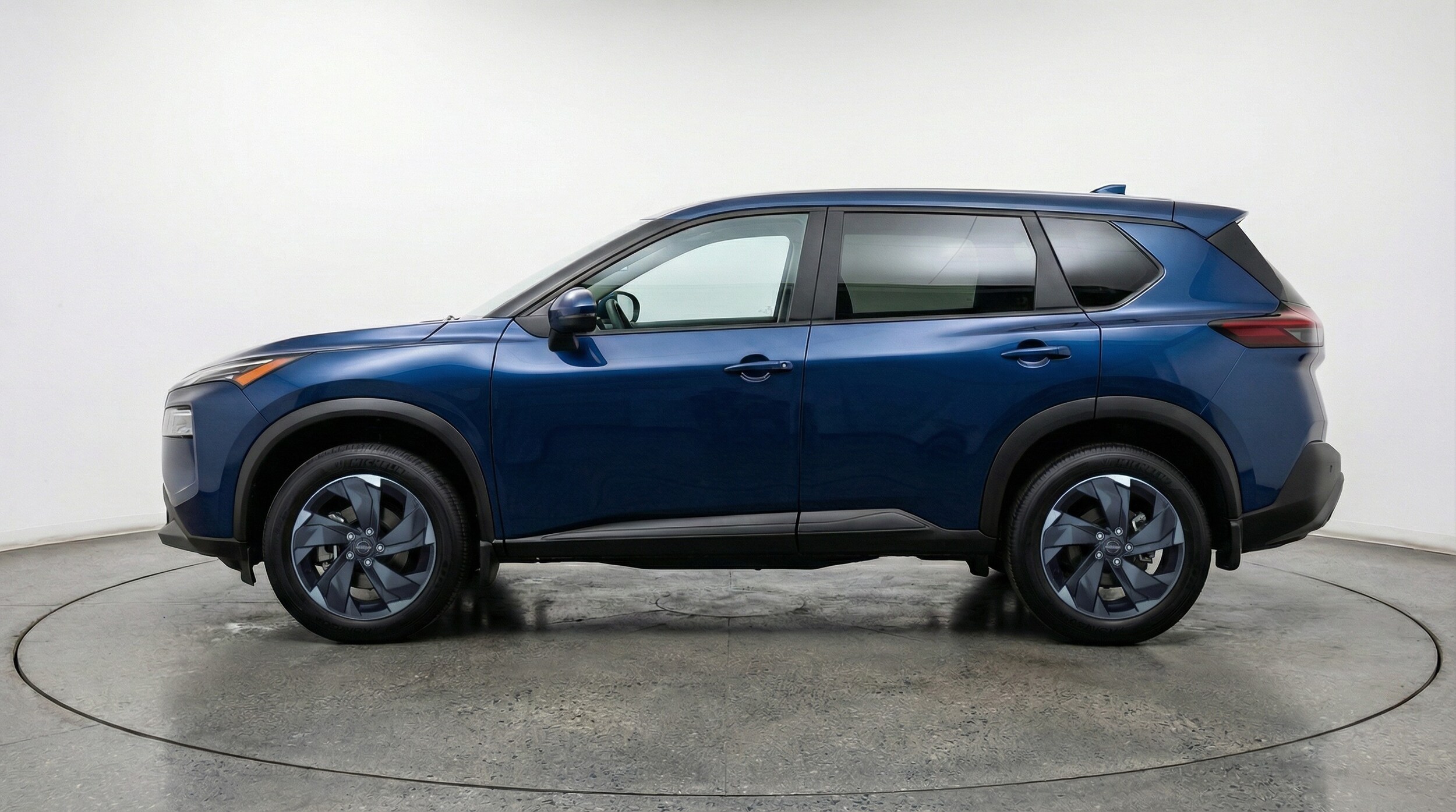 Thumbnail: 2025 Nissan Rogue - 4