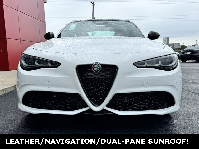 2025 Alfa Romeo Giulia SPRINT photo 3