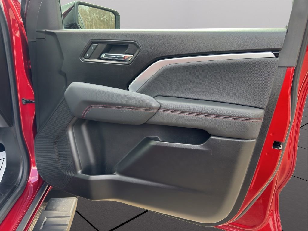 2023 Chevrolet Colorado Z71 - Photo 10