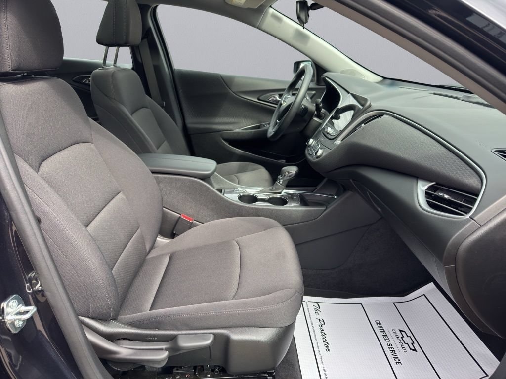 2023 Chevrolet Malibu 1LT - Photo 12