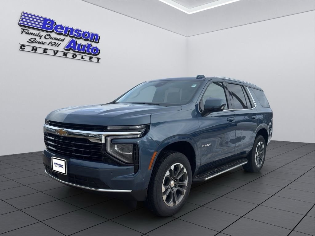 2026 Chevrolet Tahoe LS's photo