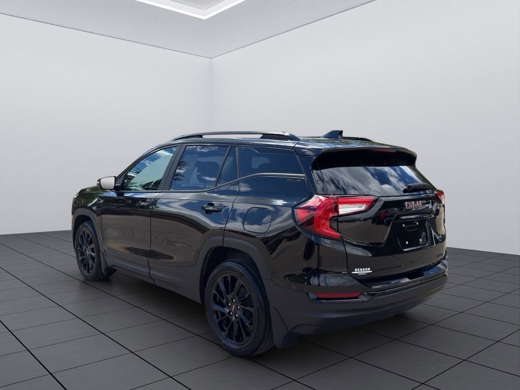 2023 GMC Terrain SLE - Photo 16