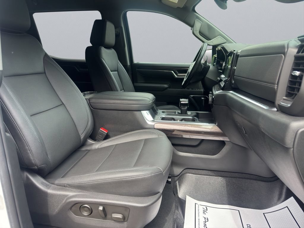 2023 Chevrolet Silverado 1500 LTZ - Photo 11