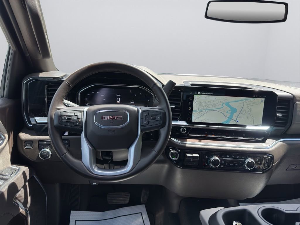 2025 GMC Sierra 1500 SLT - Photo 4